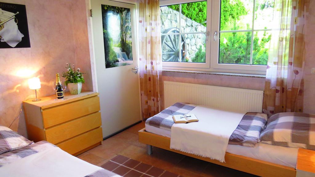 Wellness Apartments Sophienhoehe Am Teich Mechernich Oda fotoğraf